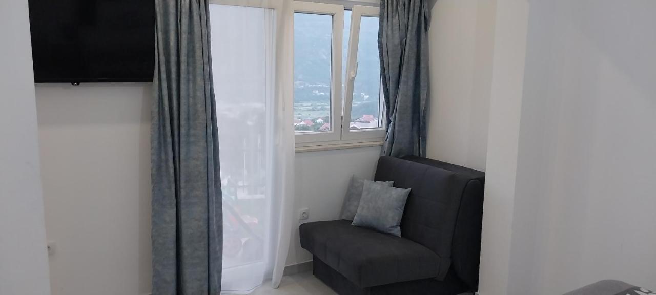 Bojan Appartement Igalo Buitenkant foto